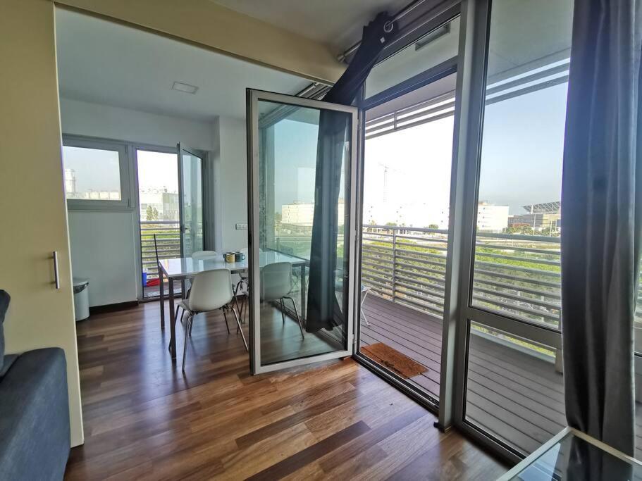 Ral48 Apartment Сант Адриа де Бесос Екстериор снимка