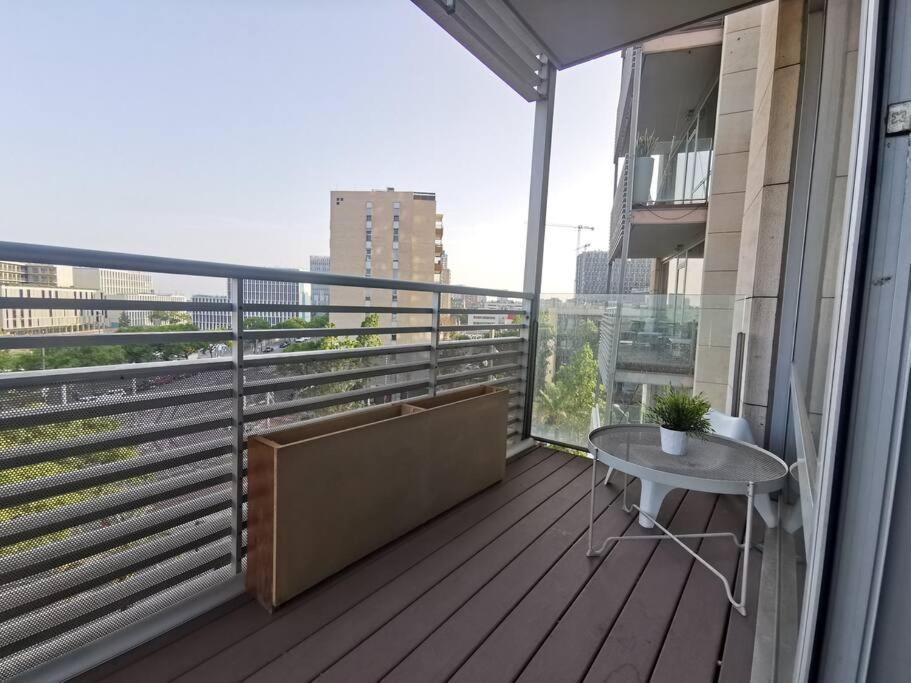 Ral48 Apartment Сант Адриа де Бесос Екстериор снимка