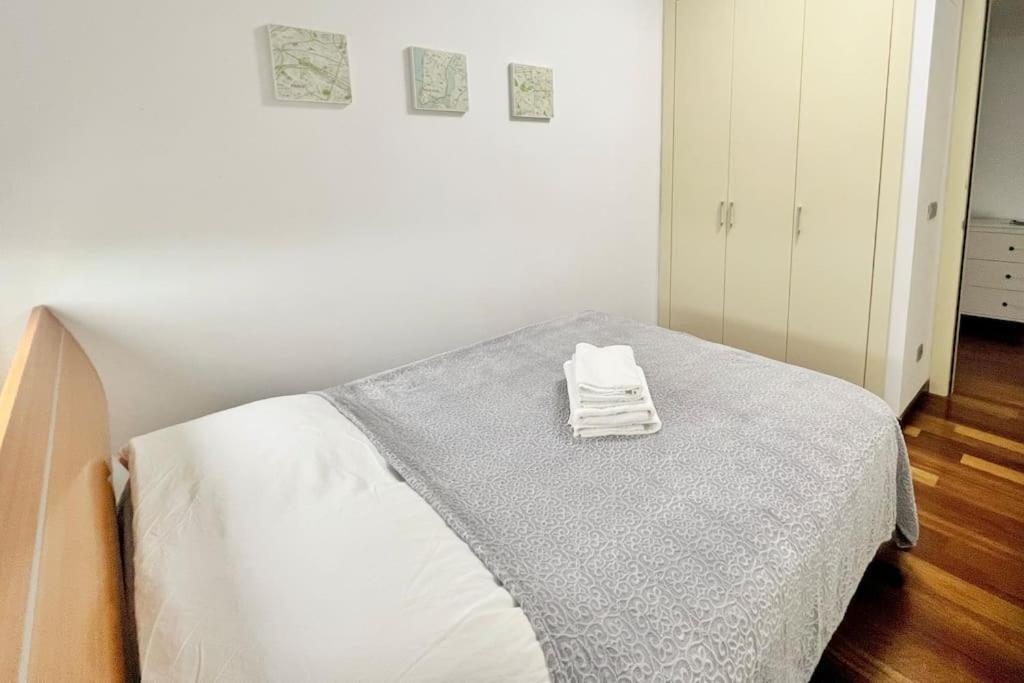 Ral48 Apartment Сант Адриа де Бесос Екстериор снимка