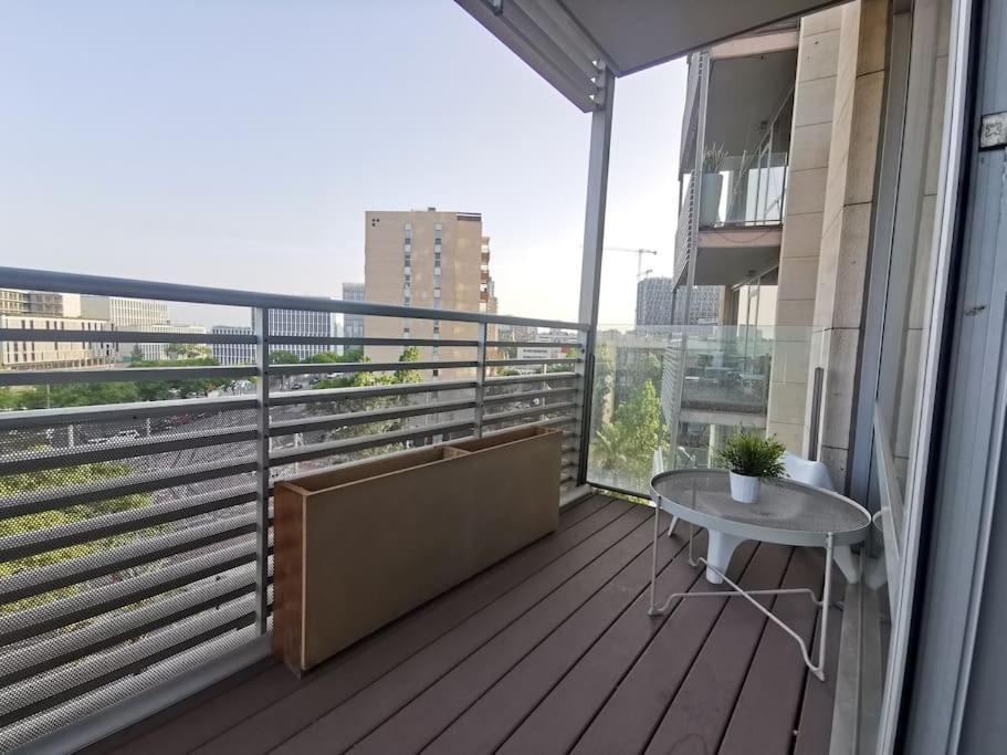 Ral48 Apartment Сант Адриа де Бесос Екстериор снимка